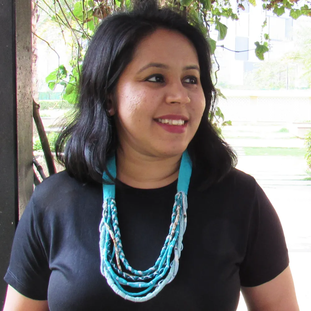Handmade It's all layers Neckpiece - Blue