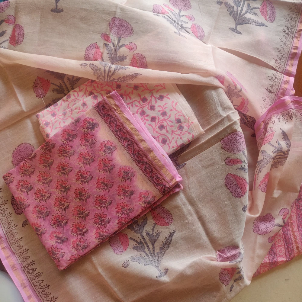 Carnation Pink Chanderi Silk kurta set