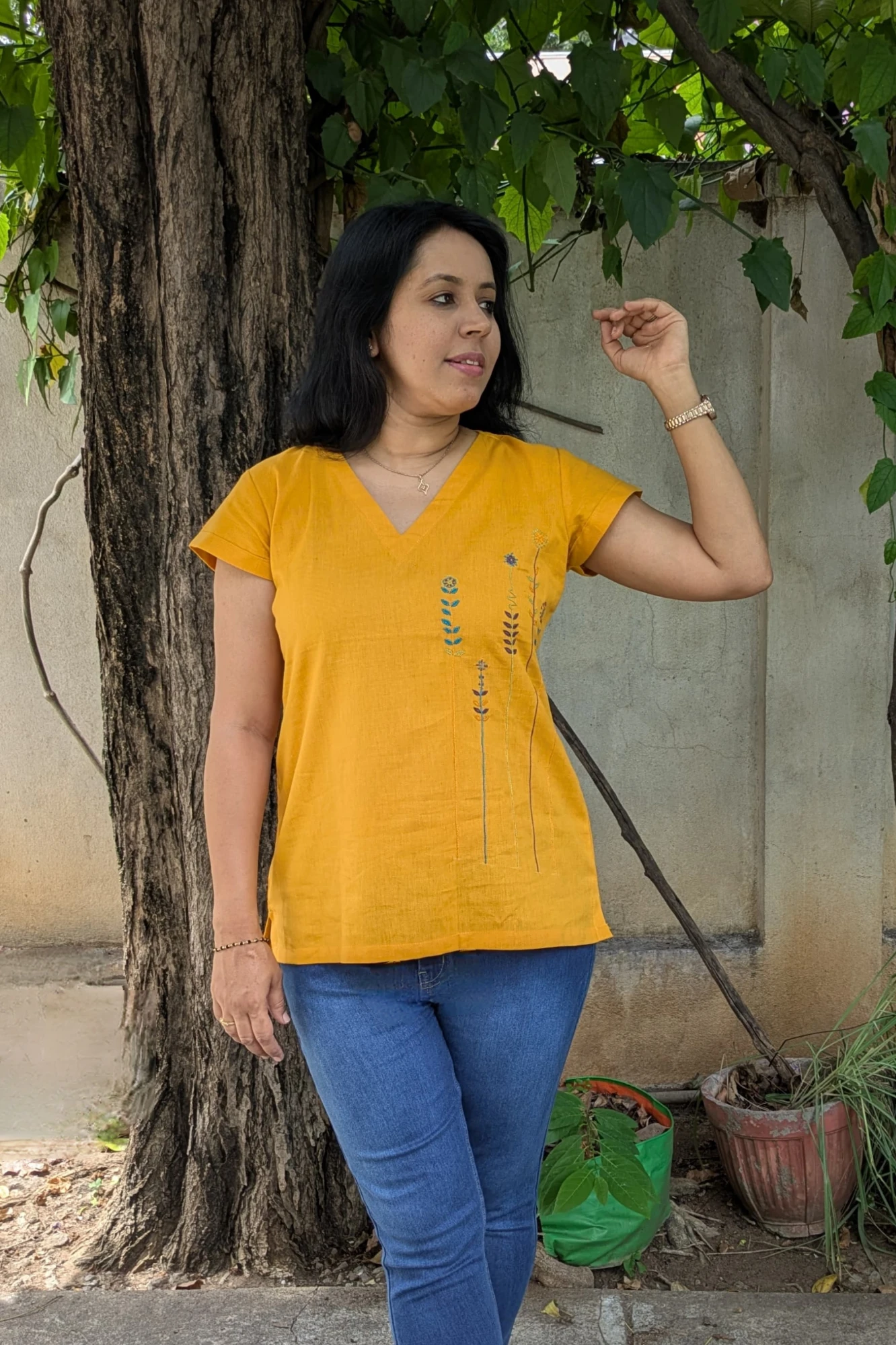 Hand embroidered cotton top (M)