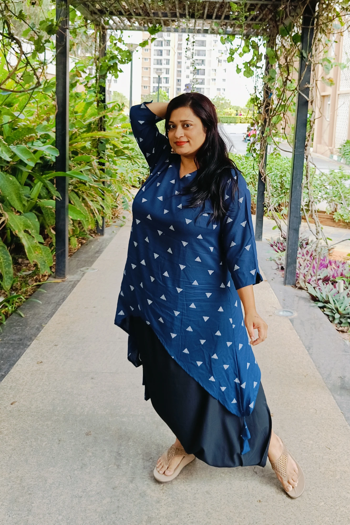 Draped skirt & Asymmetric Top (4XL)