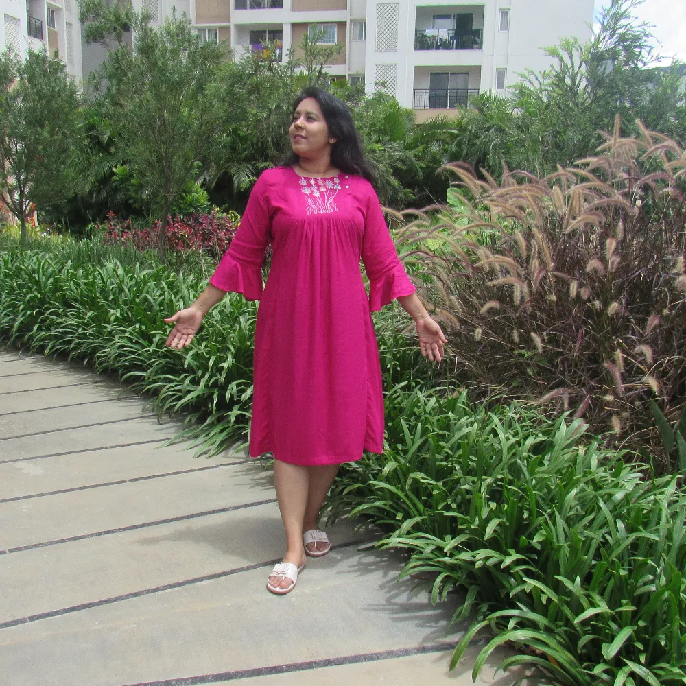 Rayon Embroidered Yoke Dress/kurta (M)
