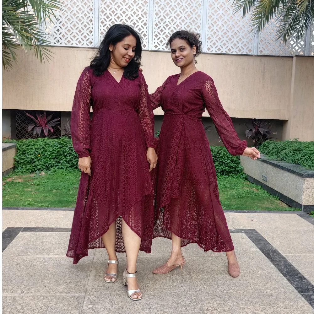 Burgundy Lace dress (XS)