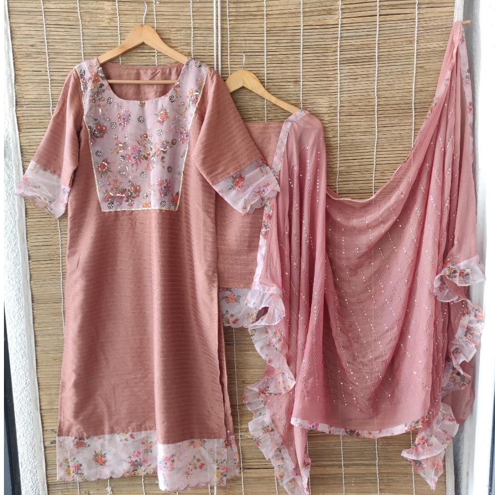 Terracota Chinnon- Organza Hand embroidered Kurta set (Unstitched/3XL)