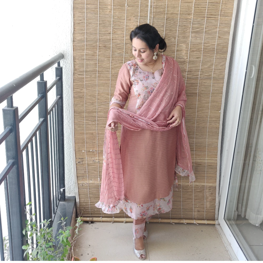 Terracota Chinnon- Organza Hand embroidered Kurta set (Unstitched/3XL)