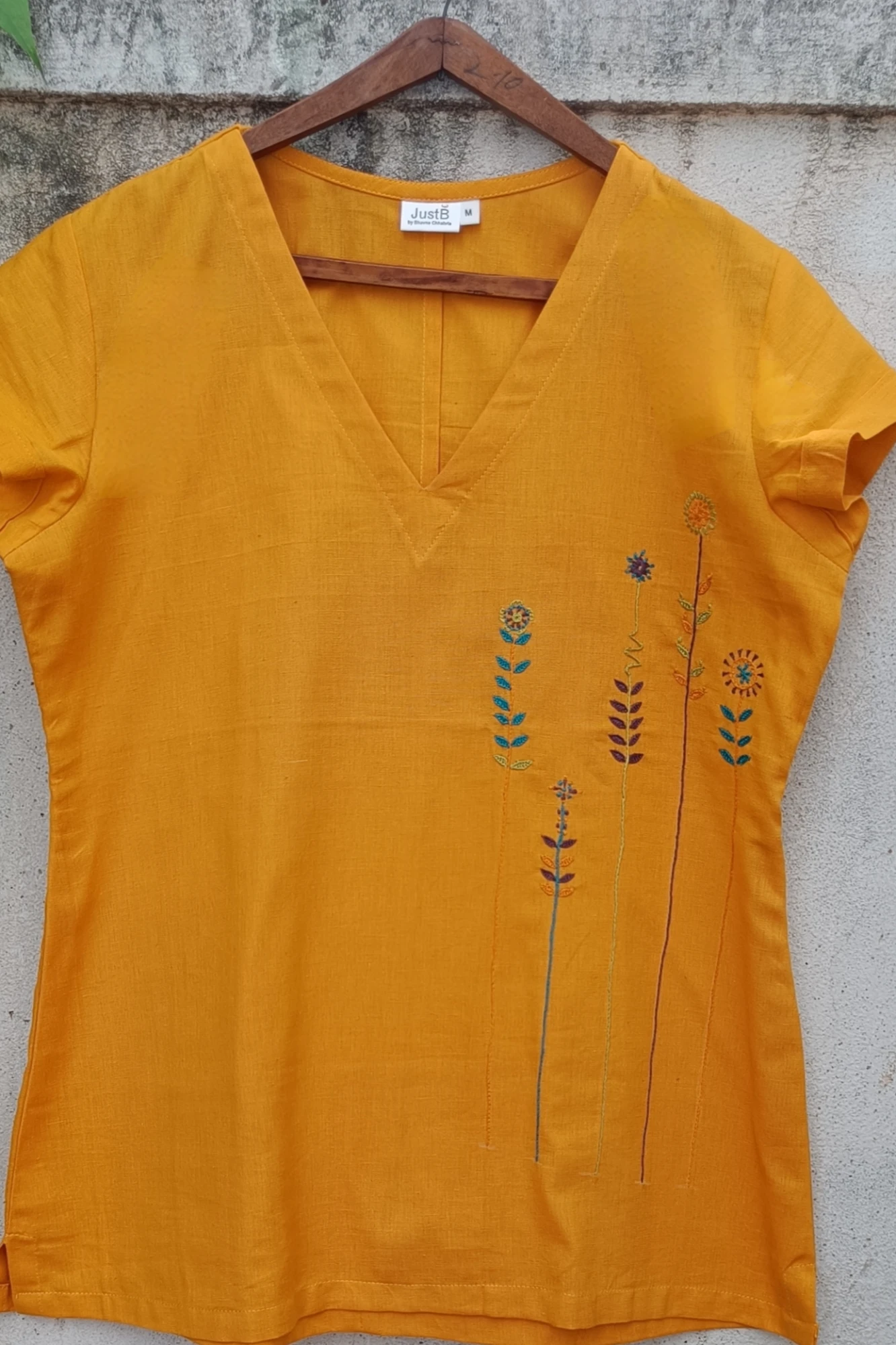 Hand embroidered cotton top (M)