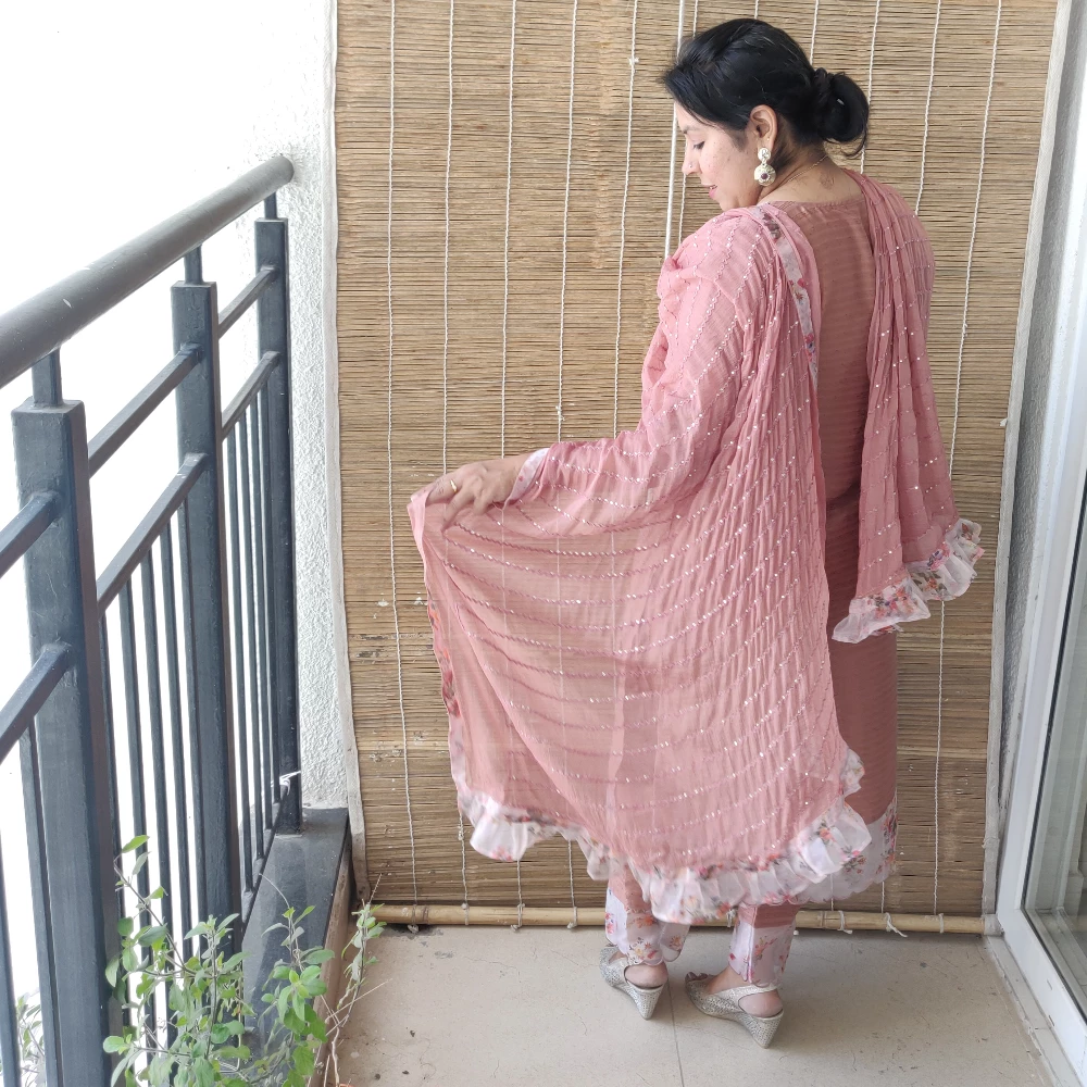Terracota Chinnon- Organza Hand embroidered Kurta set (Unstitched/3XL)