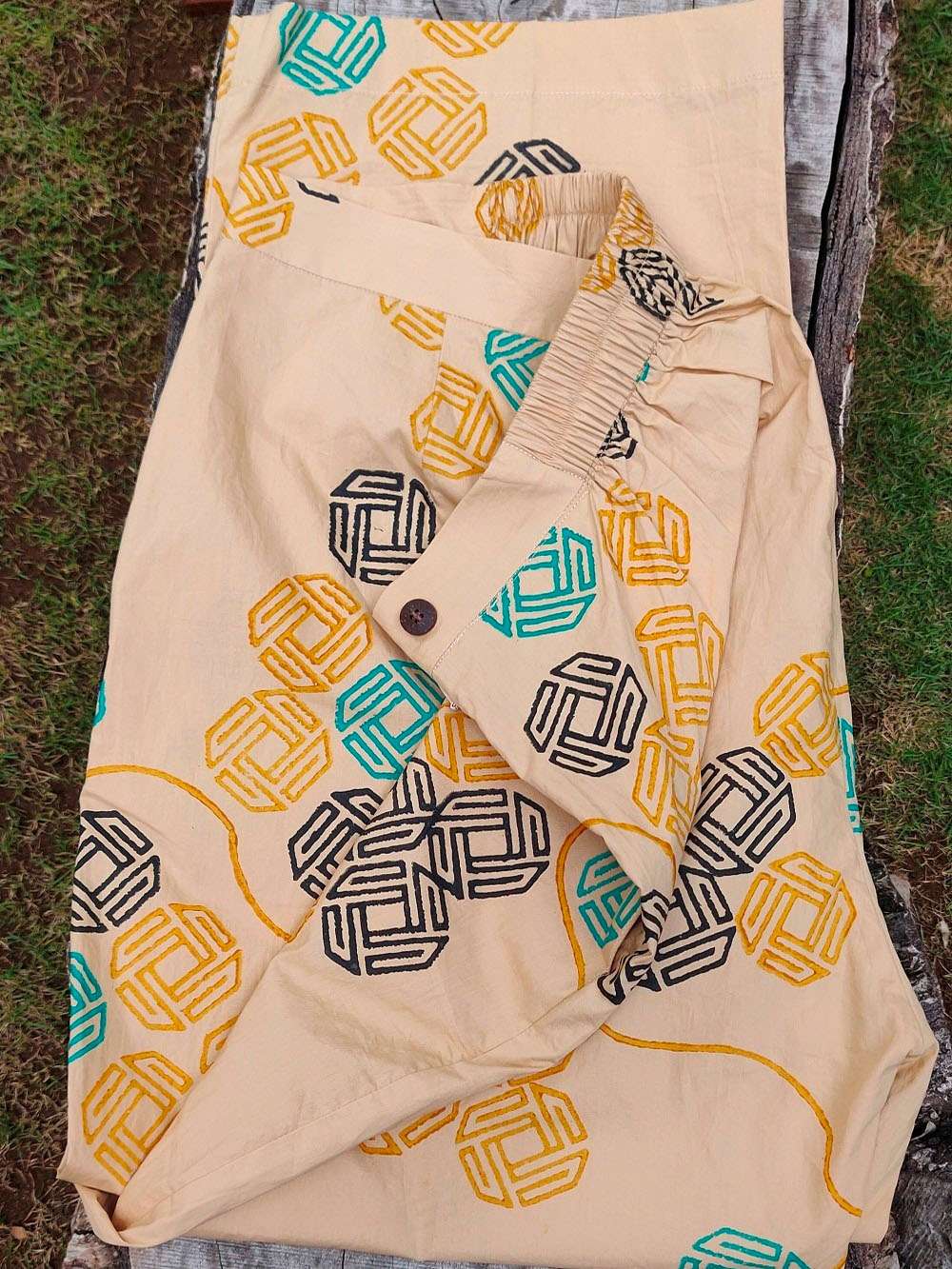 Beige Cotton hand block printed cotton pants (M)