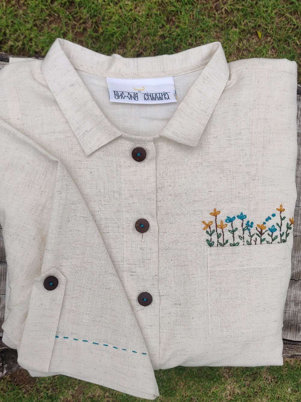 Embroidered Cotton Shirt Kurta (M)