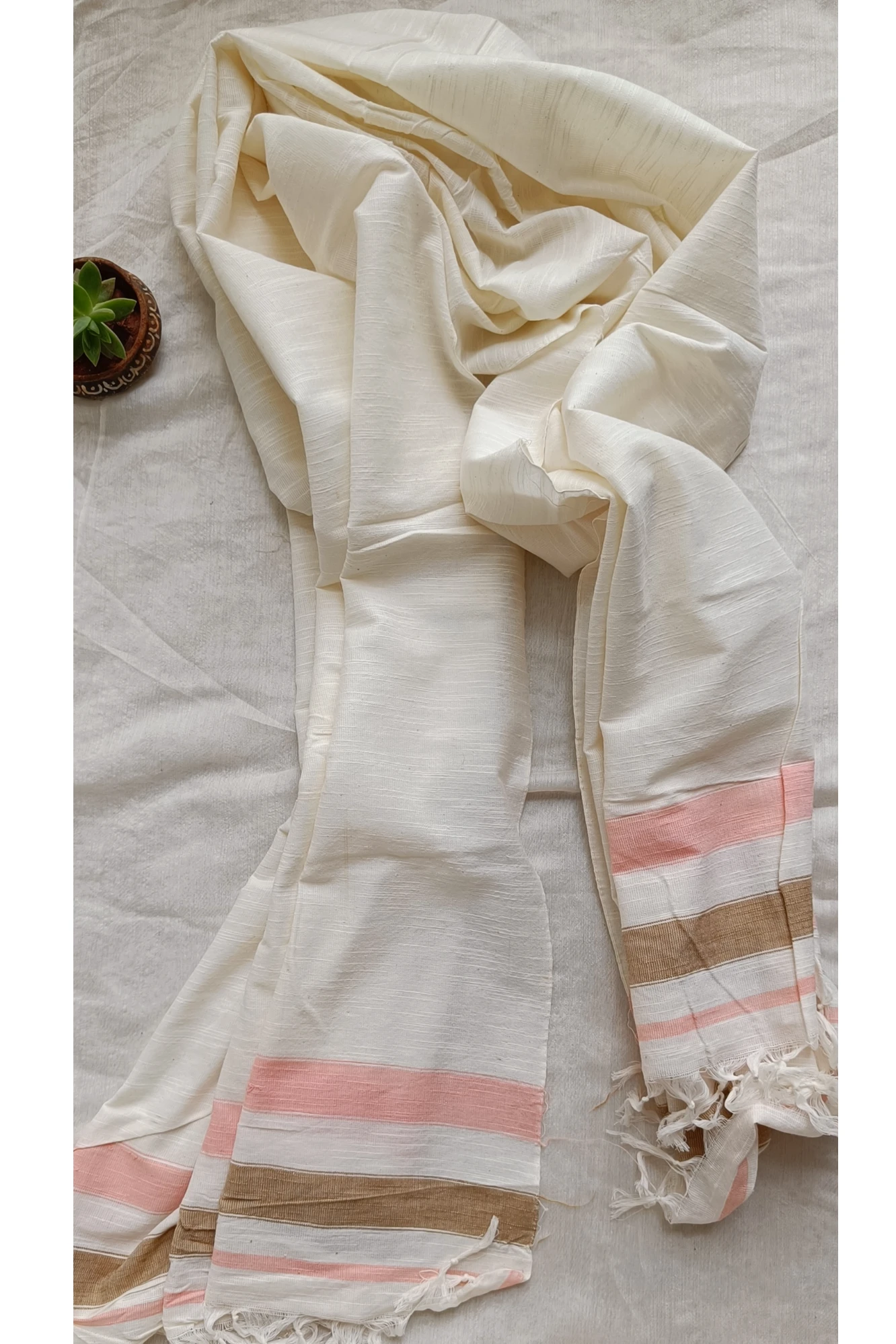 Ivory Slub cotton stole