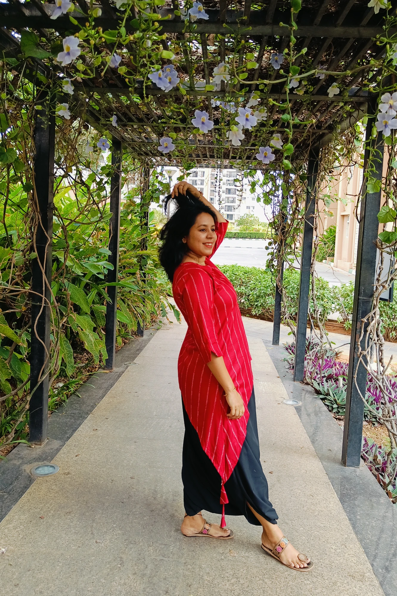 Draped skirt & Asymmetric Top (2XL)