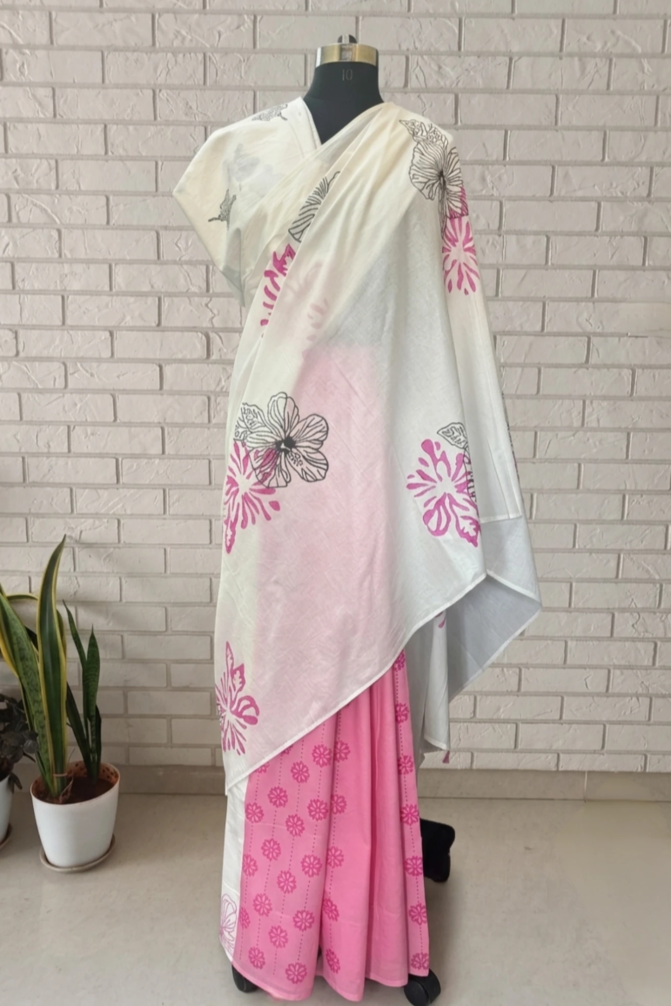 The Hibiscus petal fold