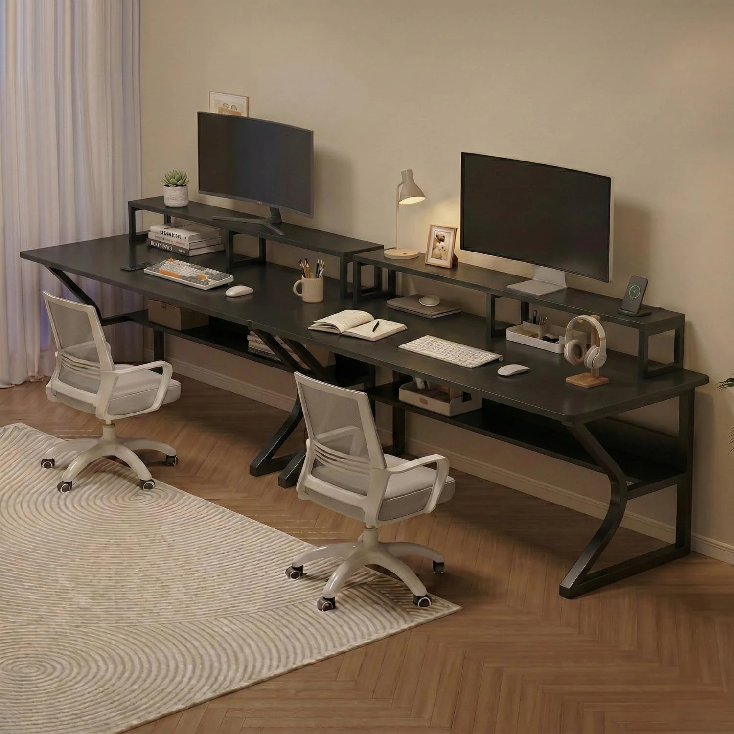 Qri Desk (Black)