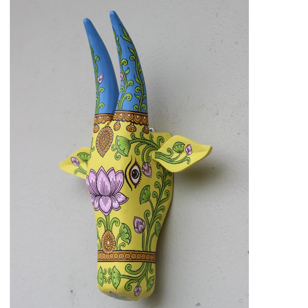 Cow Head Light Yellow Hand Painted Pattachitra Wall Décor 16 Inch