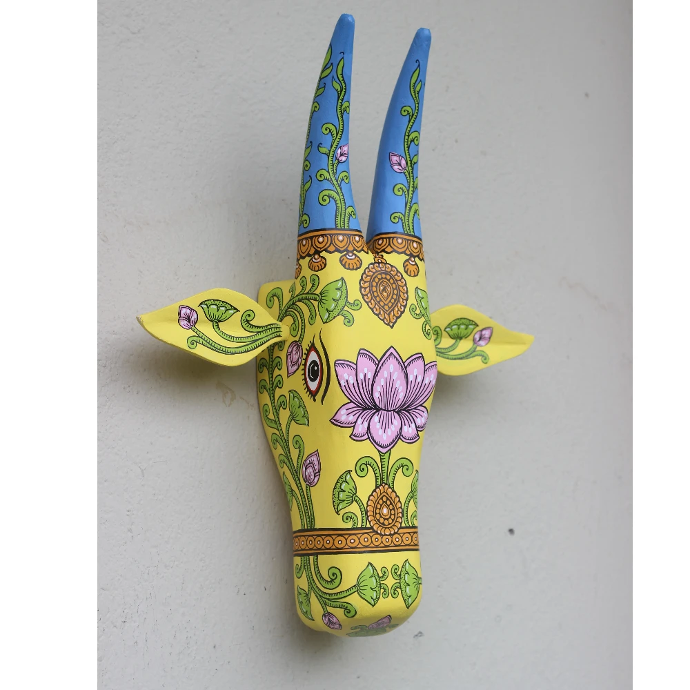 Cow Head Light Yellow Hand Painted Pattachitra Wall Décor 16 Inch
