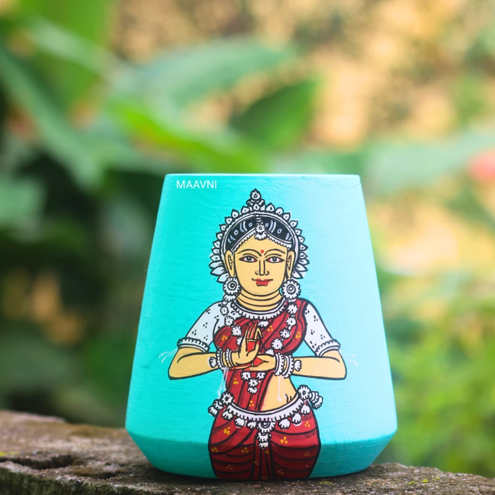 Dancer SeeGreen HandPainted Pen Stand