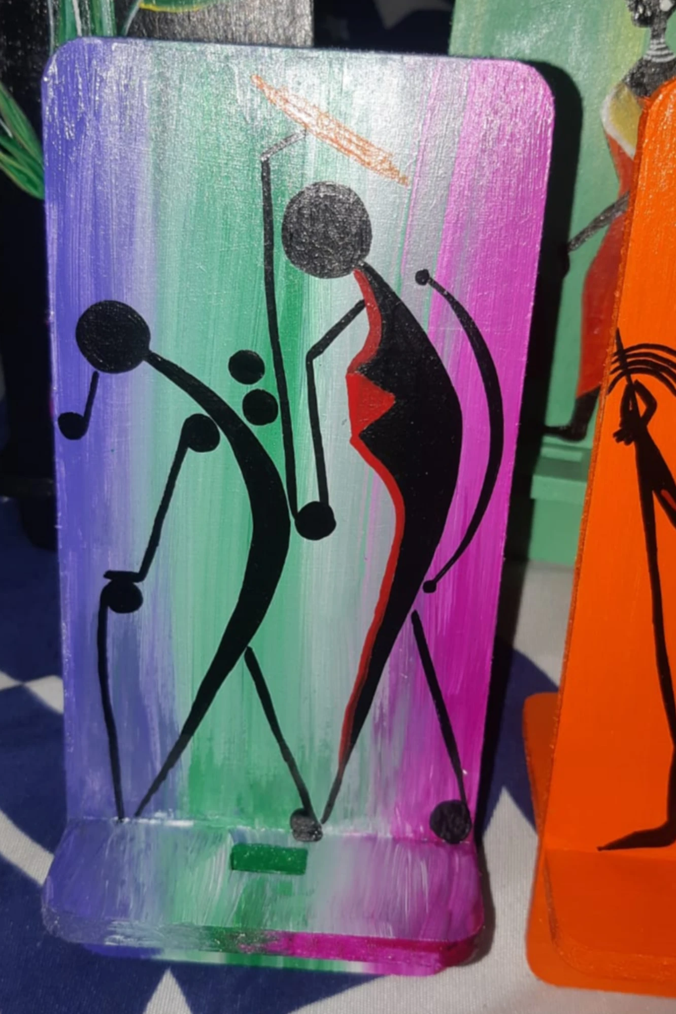 Hand Painted Elegant Mobile Stand