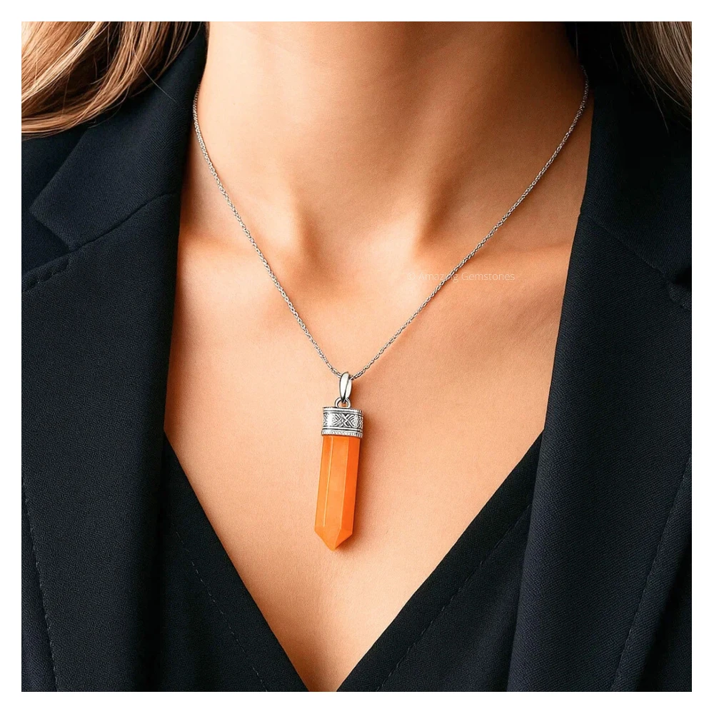 Red Aventurine Necklace - Pencil Point (Silver)