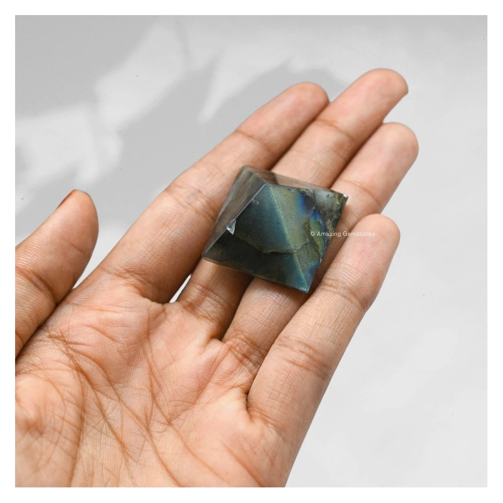 Labradorite Pyramid (1 Inch)