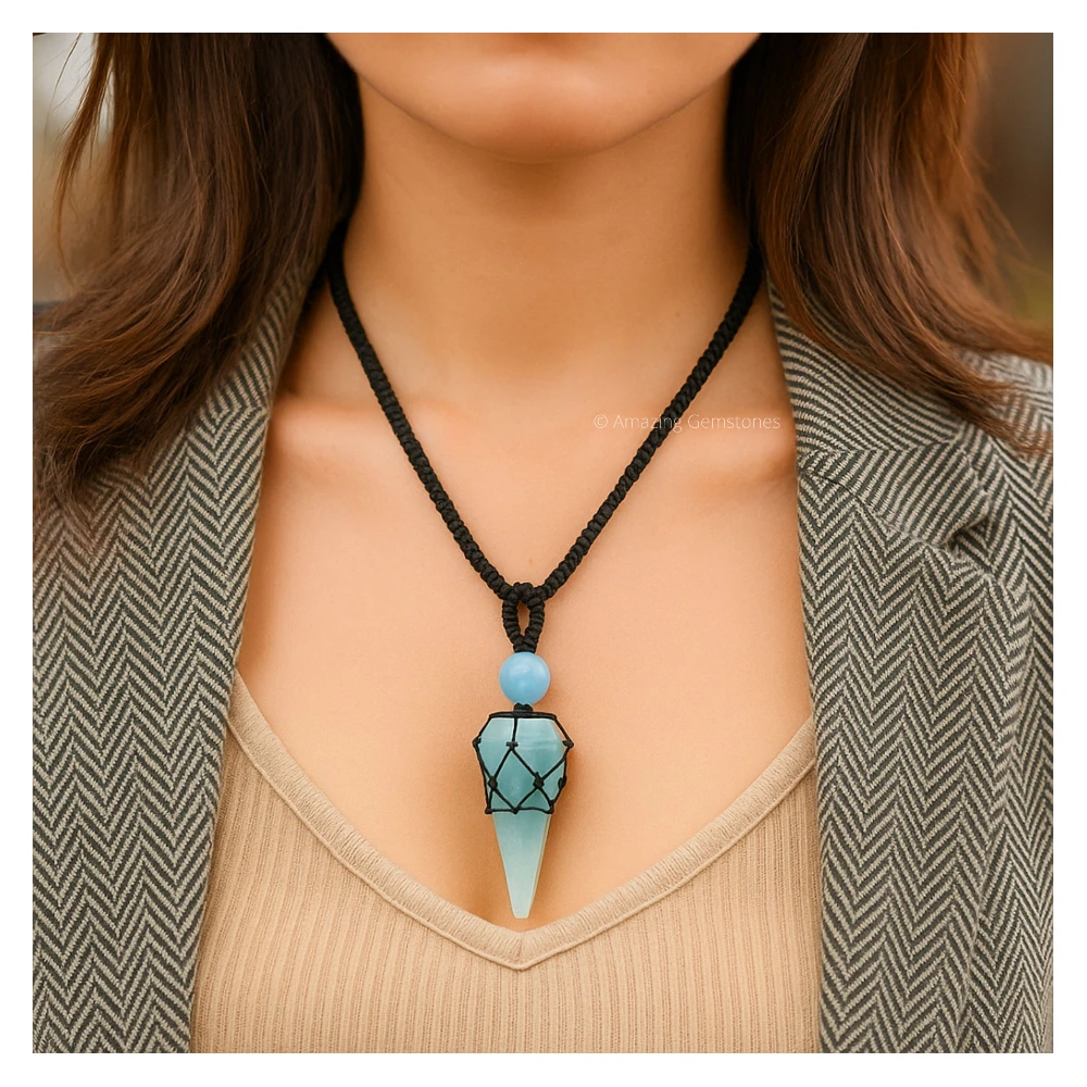 Aquamarine Pendulum Pendant Necklace (Macrame)