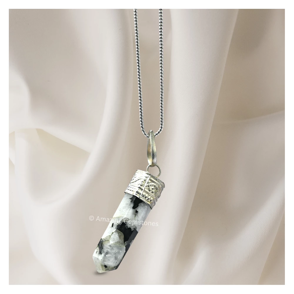Rainbow Moonstone Necklace - Pencil Point (Silver)