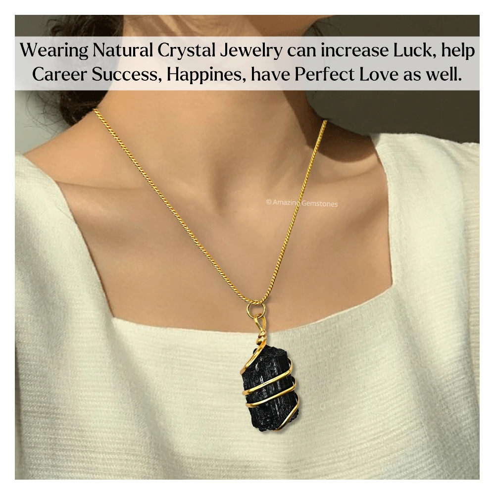 Set of 11 Crystal Spiral Raw Pendant Necklace
