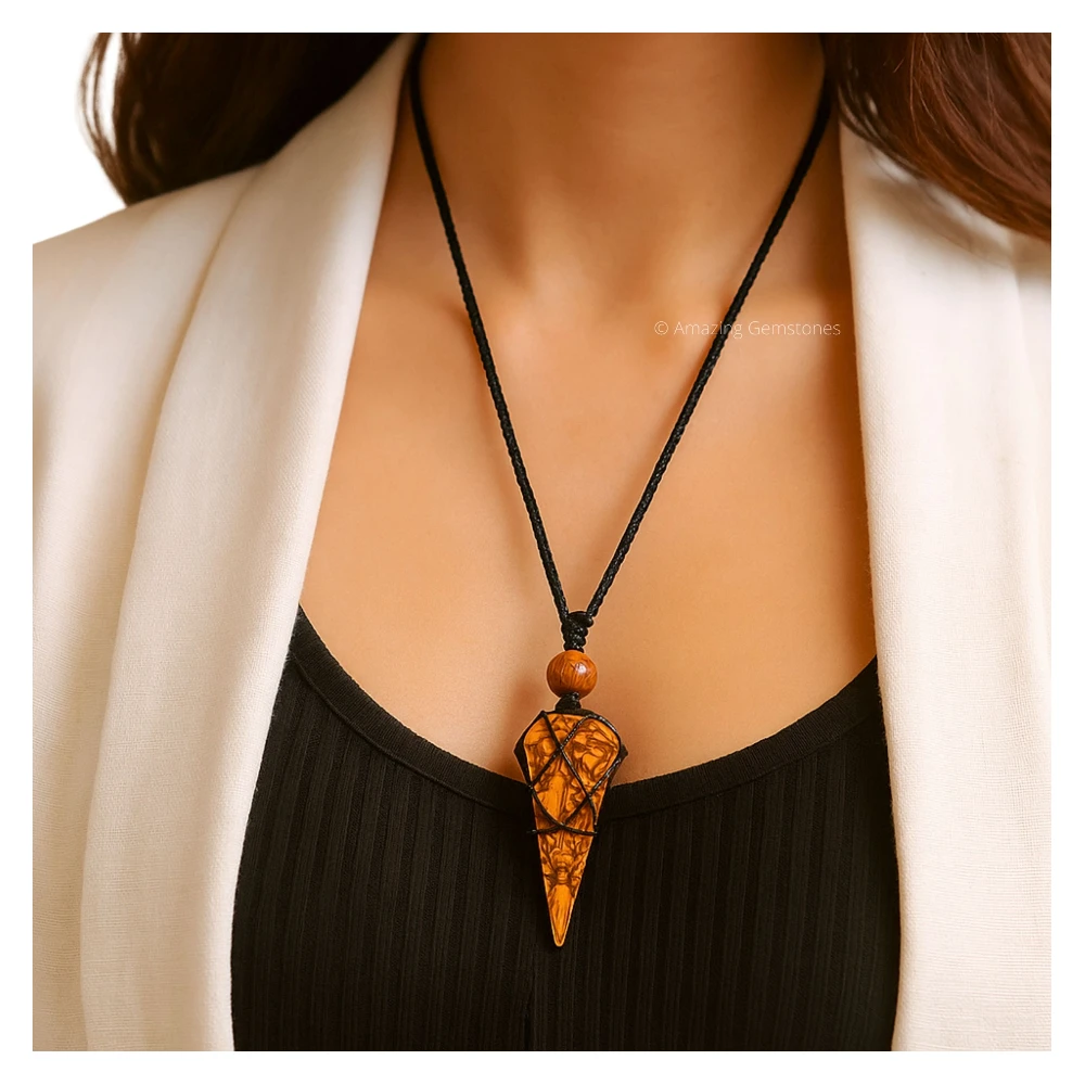 Mariyam Jasper Pendulum Pendant Necklace (Macrame)