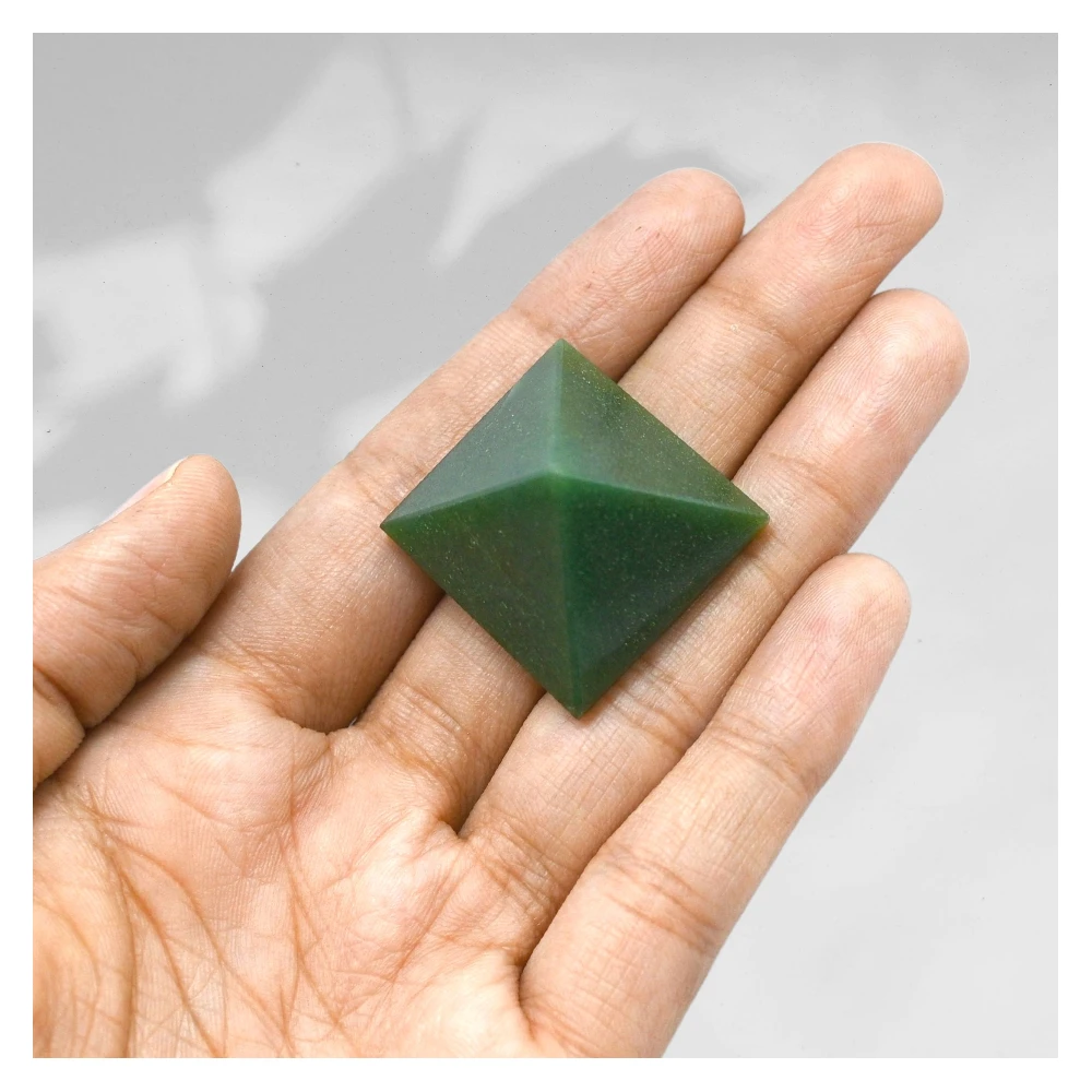 Dark Green Aventurine Pyramid (1 Inch)