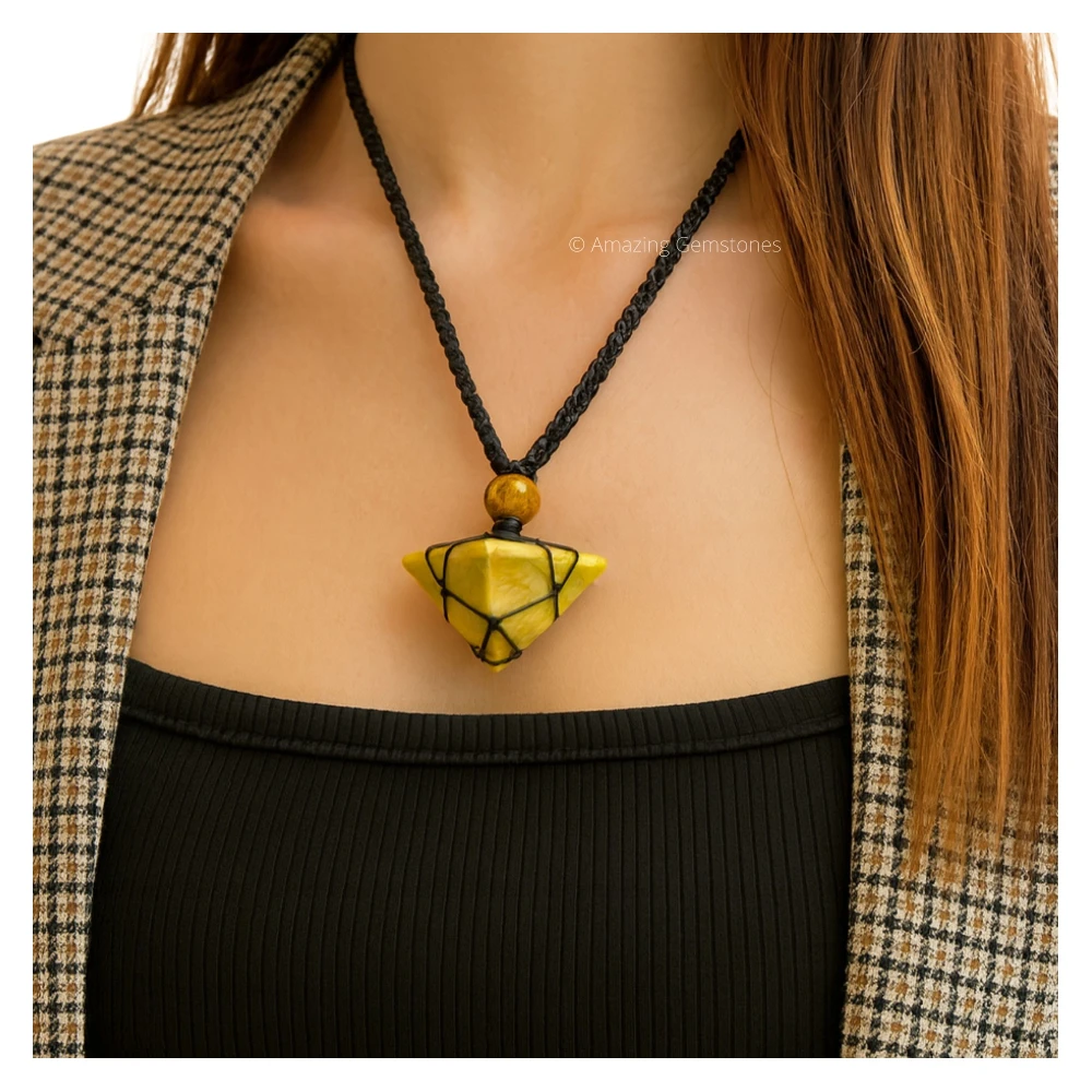 Serpentine Pyramid Pendant Necklace (Macrame)