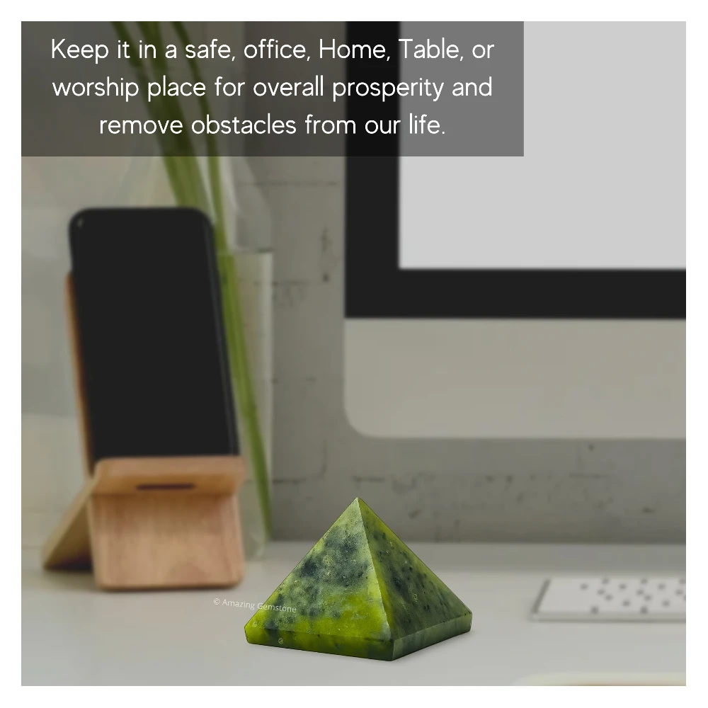 Green Jade Pyramid (1 Inch)