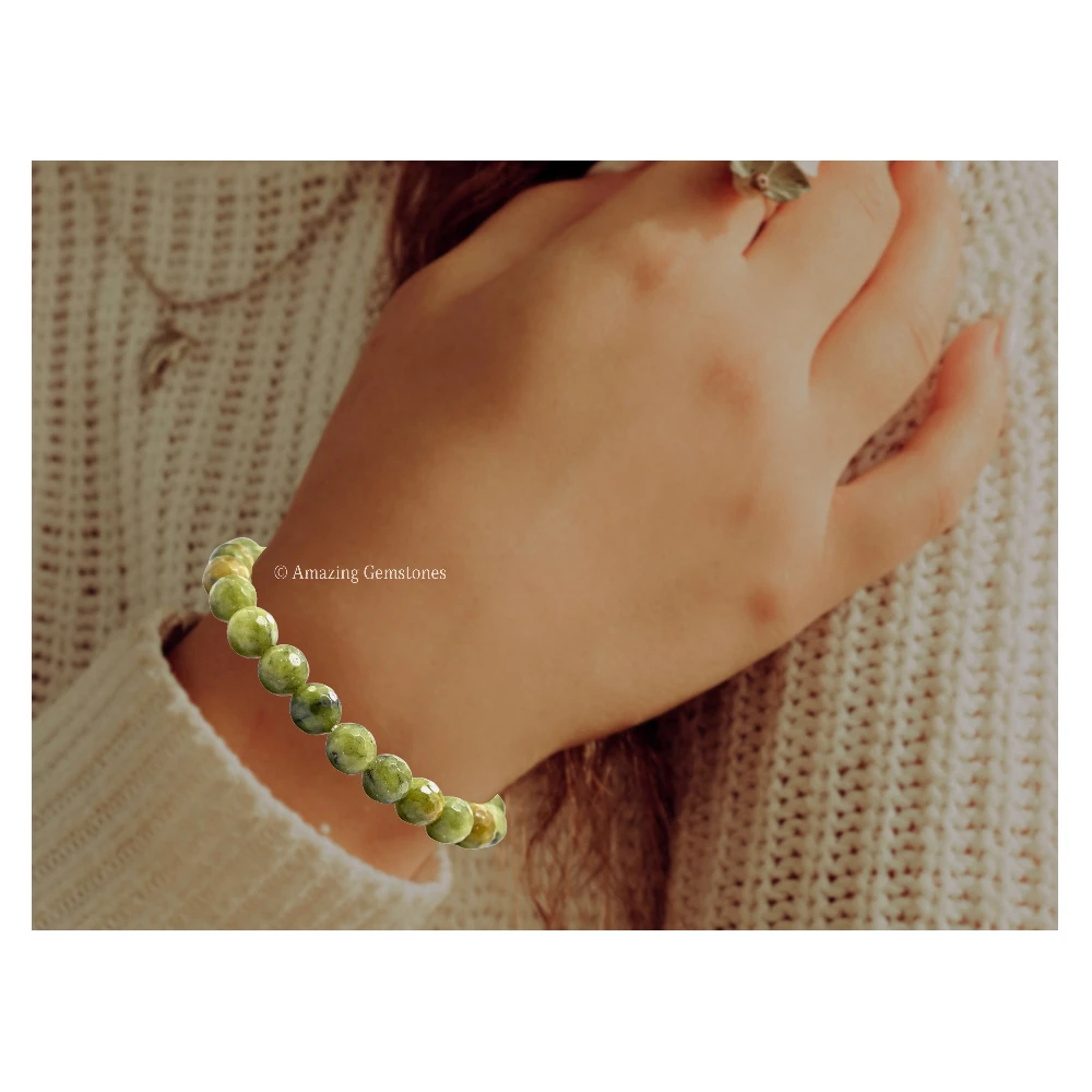 Green Jade Bracelet (Faceted) (Stretchable)