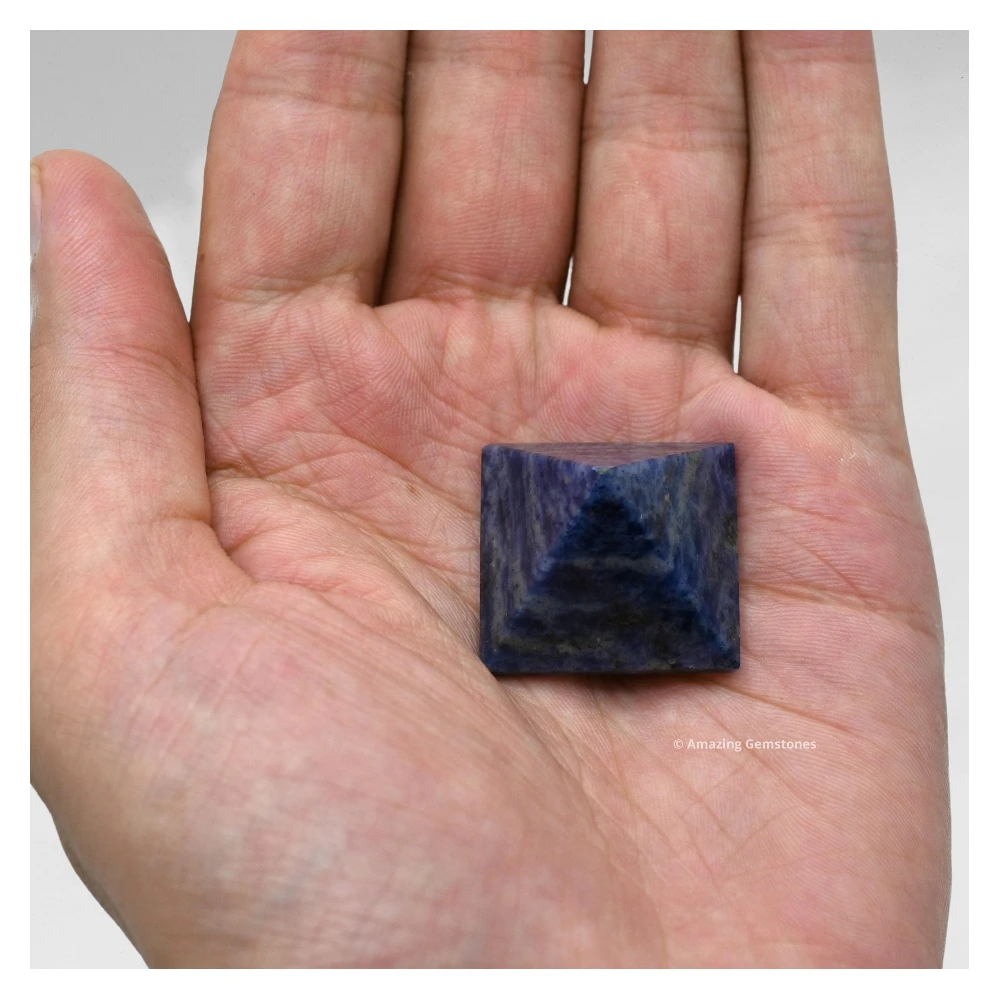 Sodalite Pyramid (1 Inch)