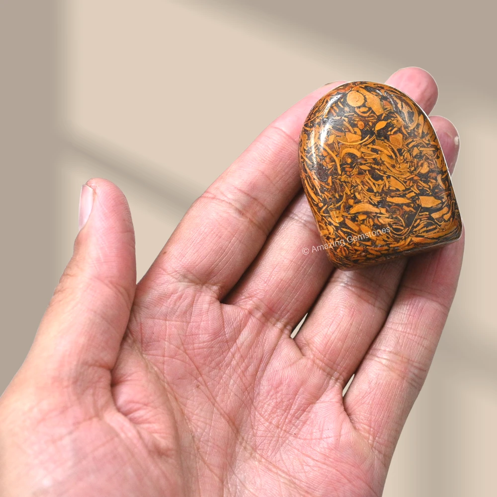 Mariyam Jasper Standing Palm Stone (Regular)