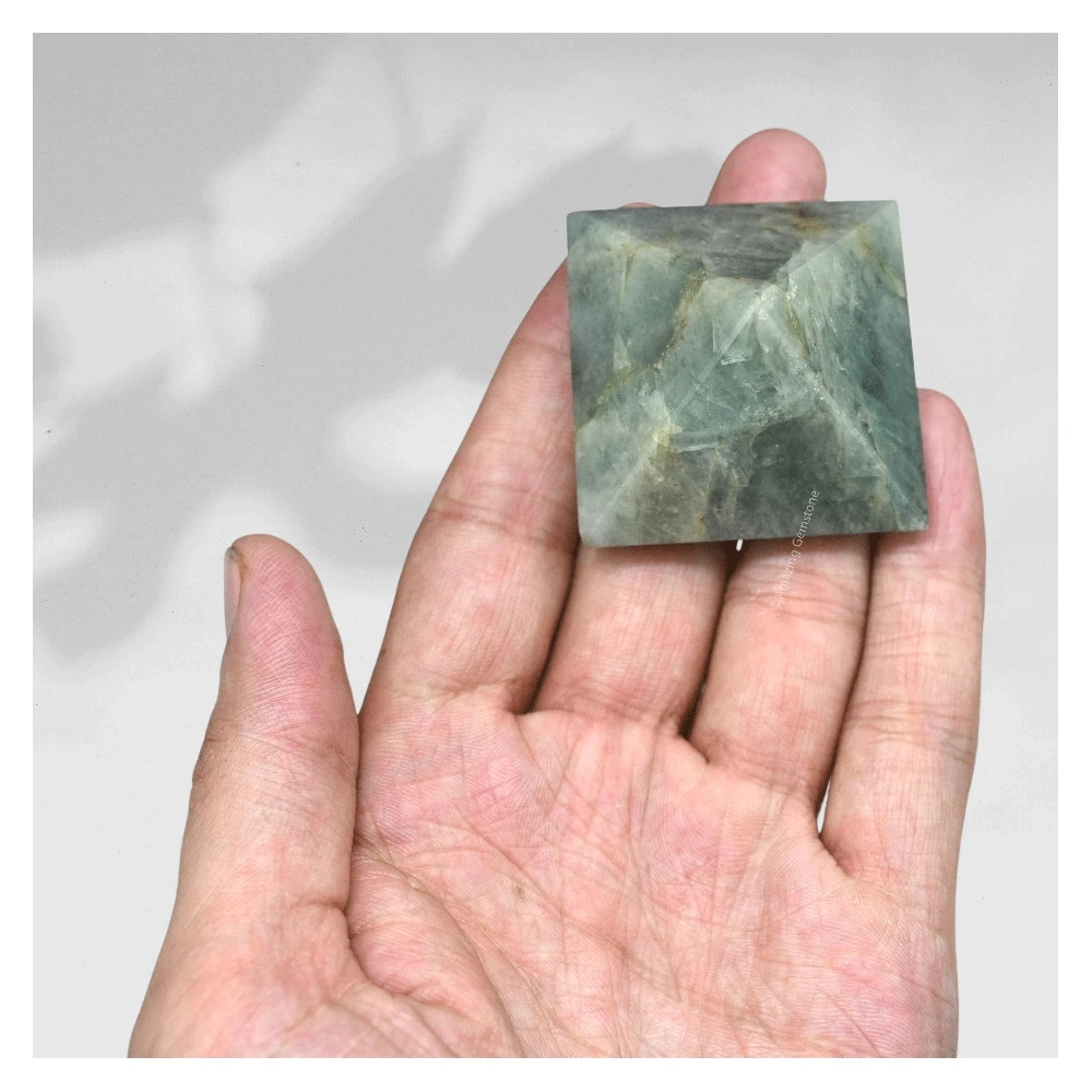 Aquamarine Pyramid (2 Inch)