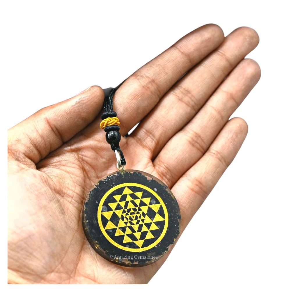 Shungite Necklace - Round Shriyantra