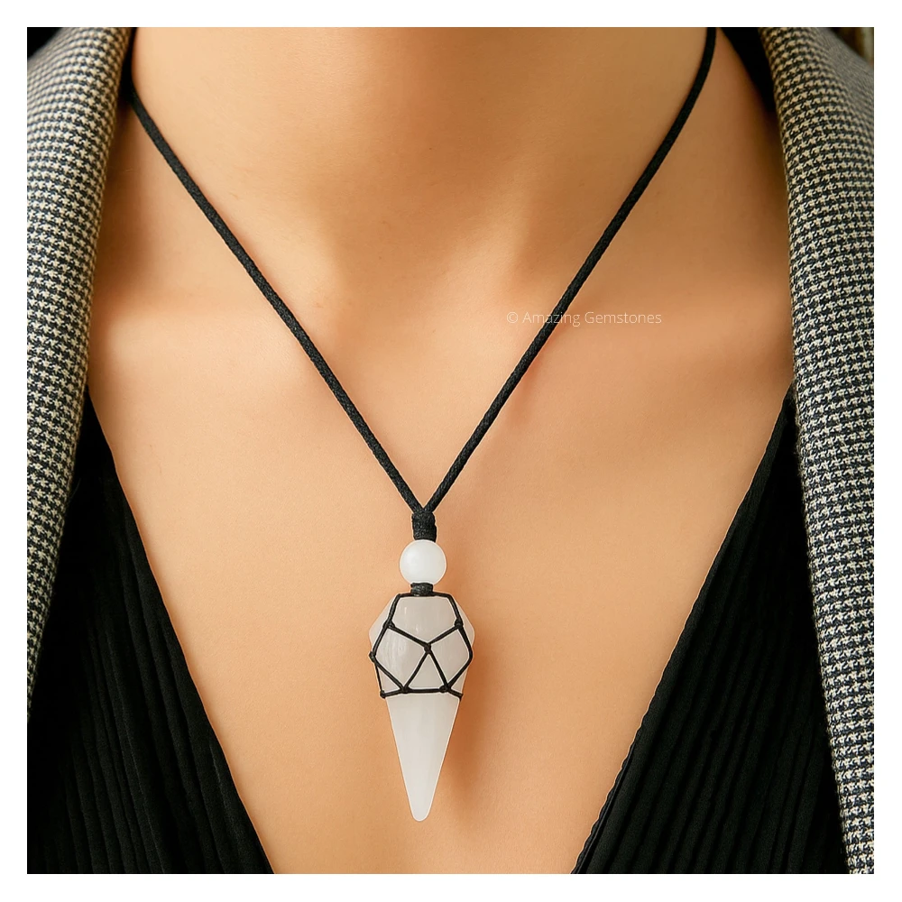Selenite Pendulum Pendant Necklace (Macrame)