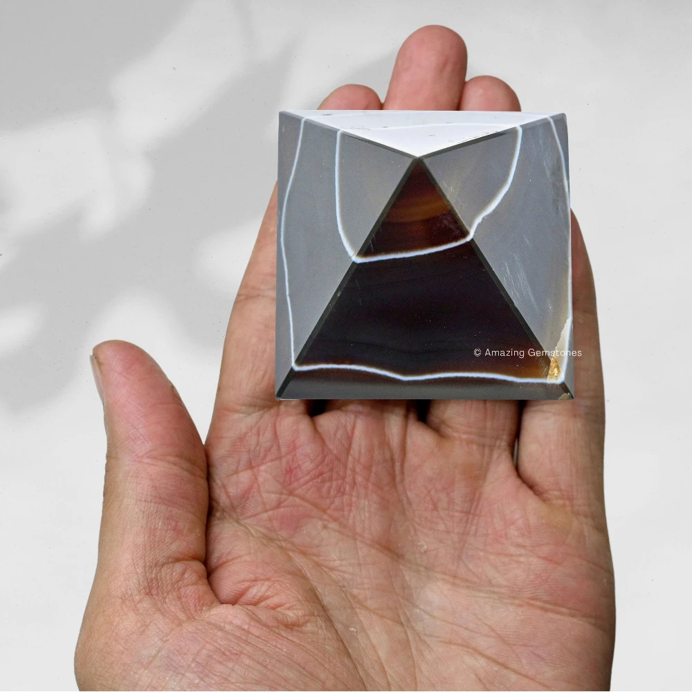 Black Onyx Pyramid (2 Inch)