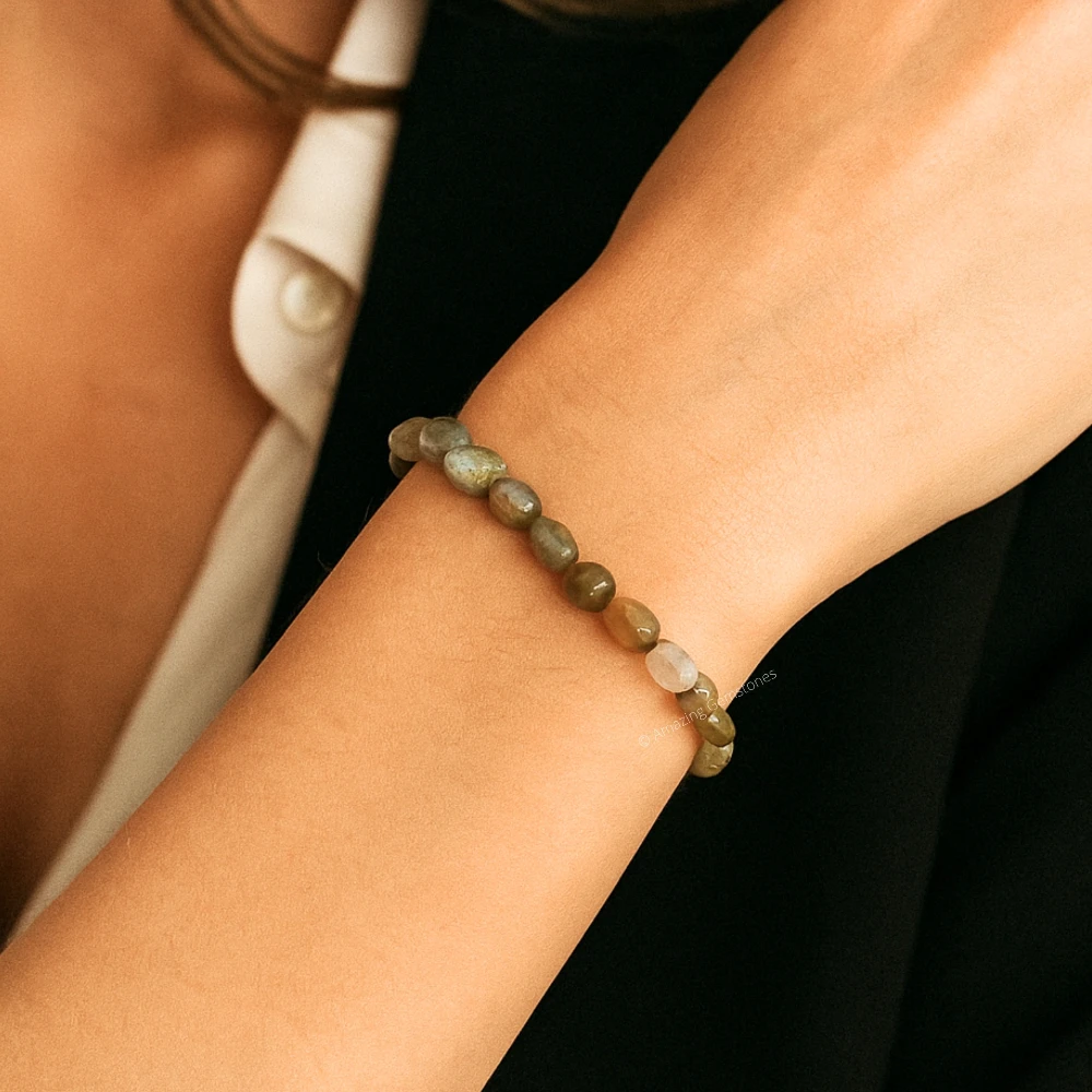 Labradorite Tumbled Stone Bracelet (Stretchable)