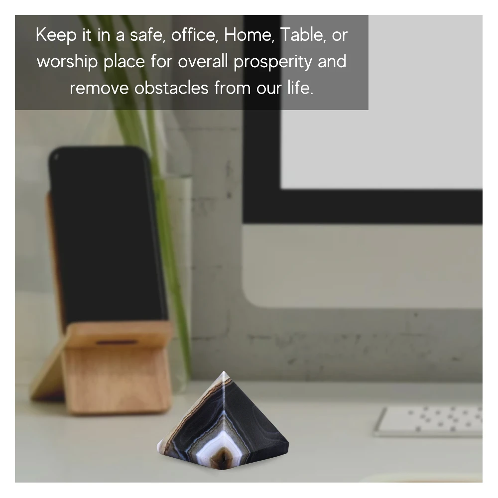 Black Onyx Pyramid (1 Inch)