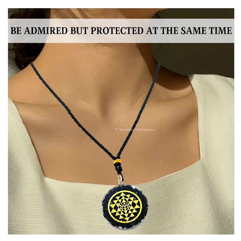 Shungite Necklace - Round Shriyantra