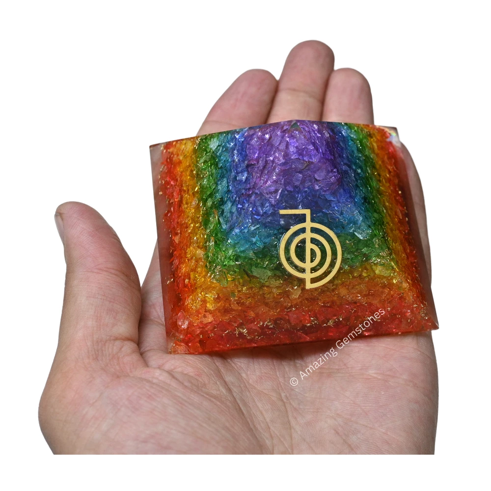 Chakra Onyx Orgone Pyramid - Reiki