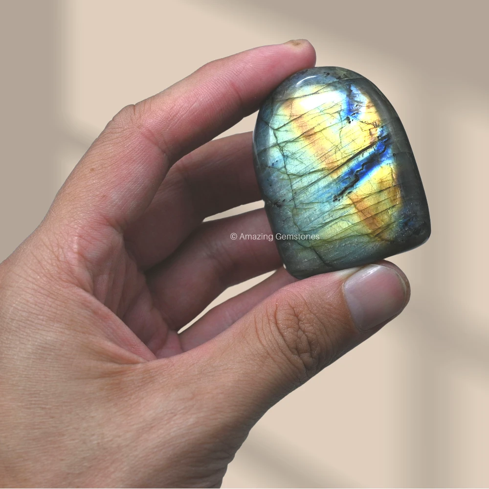 Labradorite Standing Palm Stone (Regular)