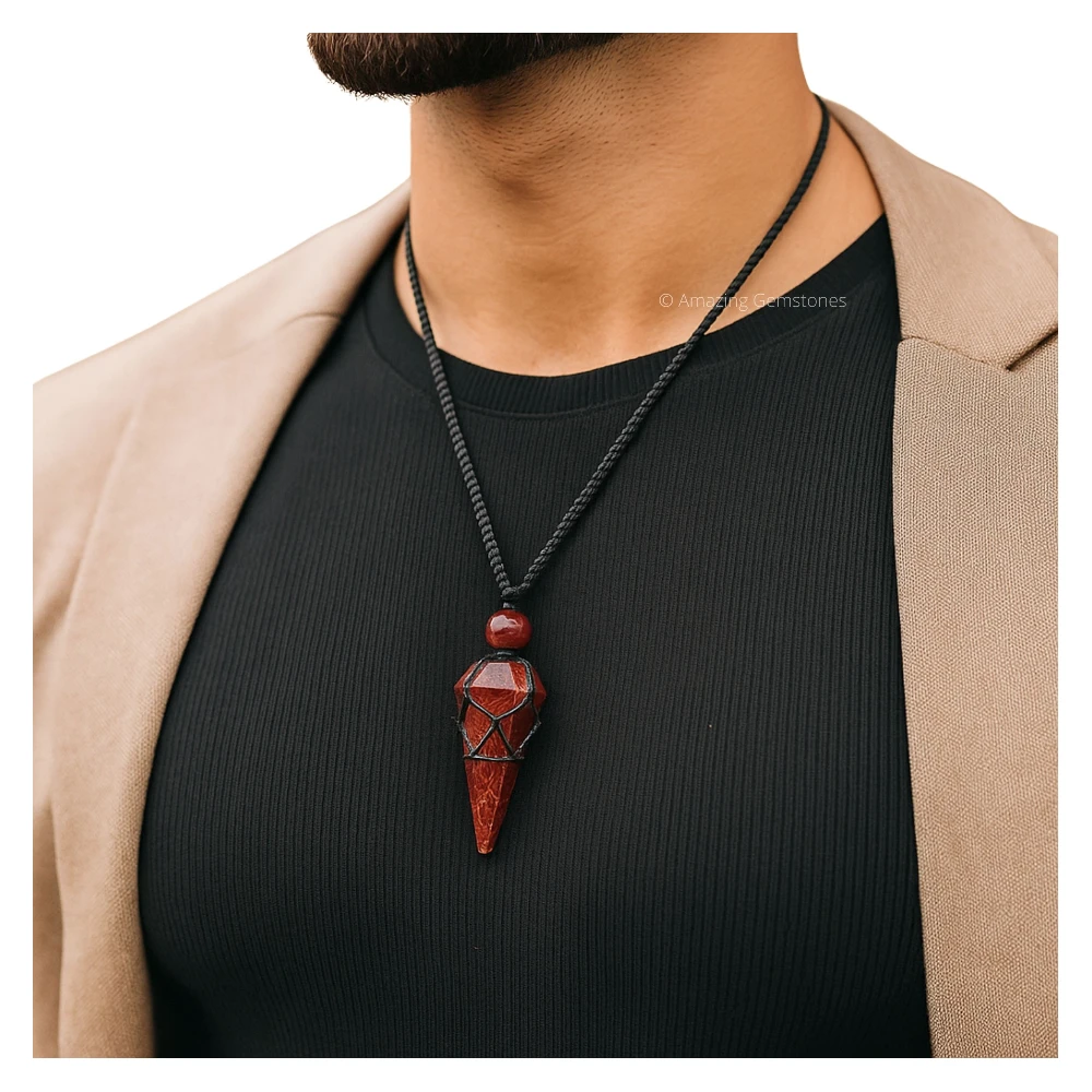 Garnet Pendulum Pendant Necklace (Macrame)