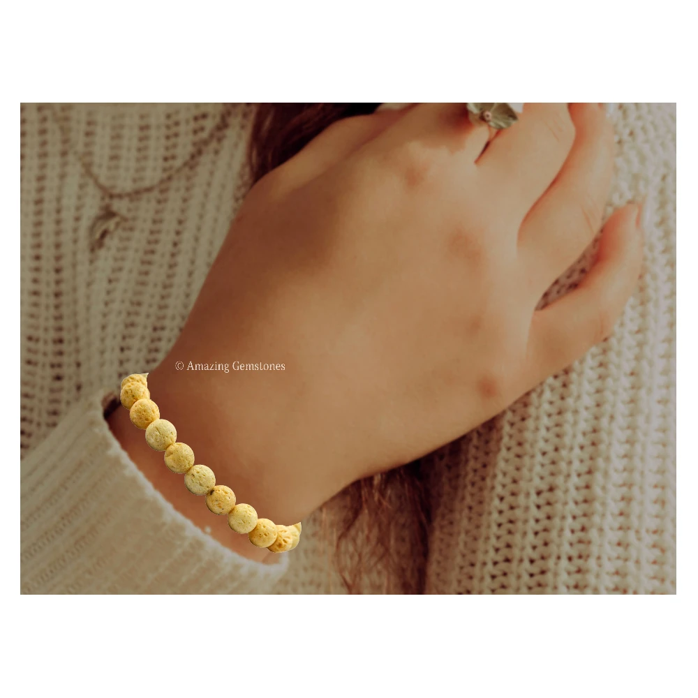 Cream Lava Bracelet (Strechable)