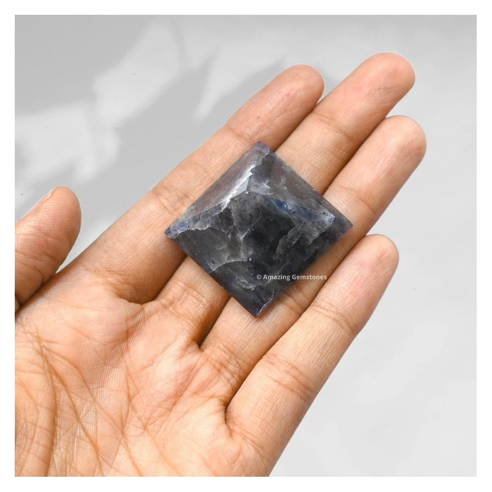 Iolite Pyramid (1 Inch)