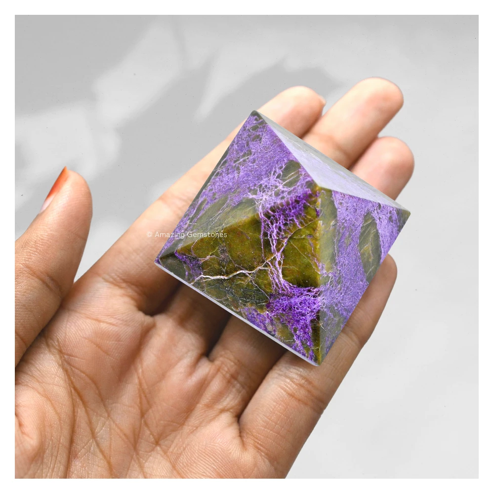 Stichtite Pyramid (1.5 Inch)