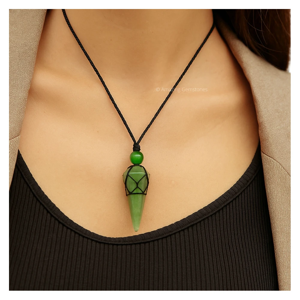 Green Aventurine Pendulum Pendant Necklace (Macrame)