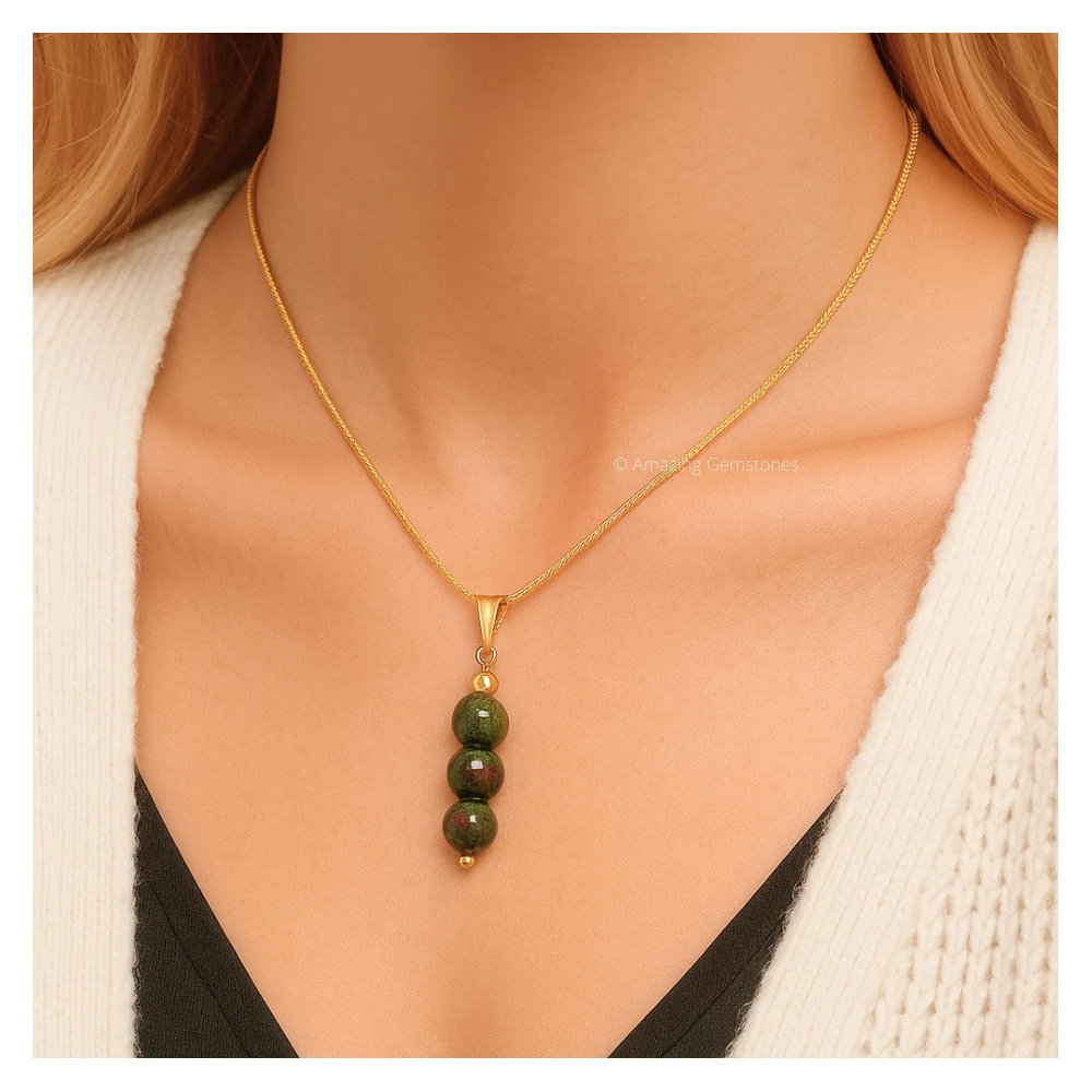 Dragon Bloodstone Bead Pendant (Gold)