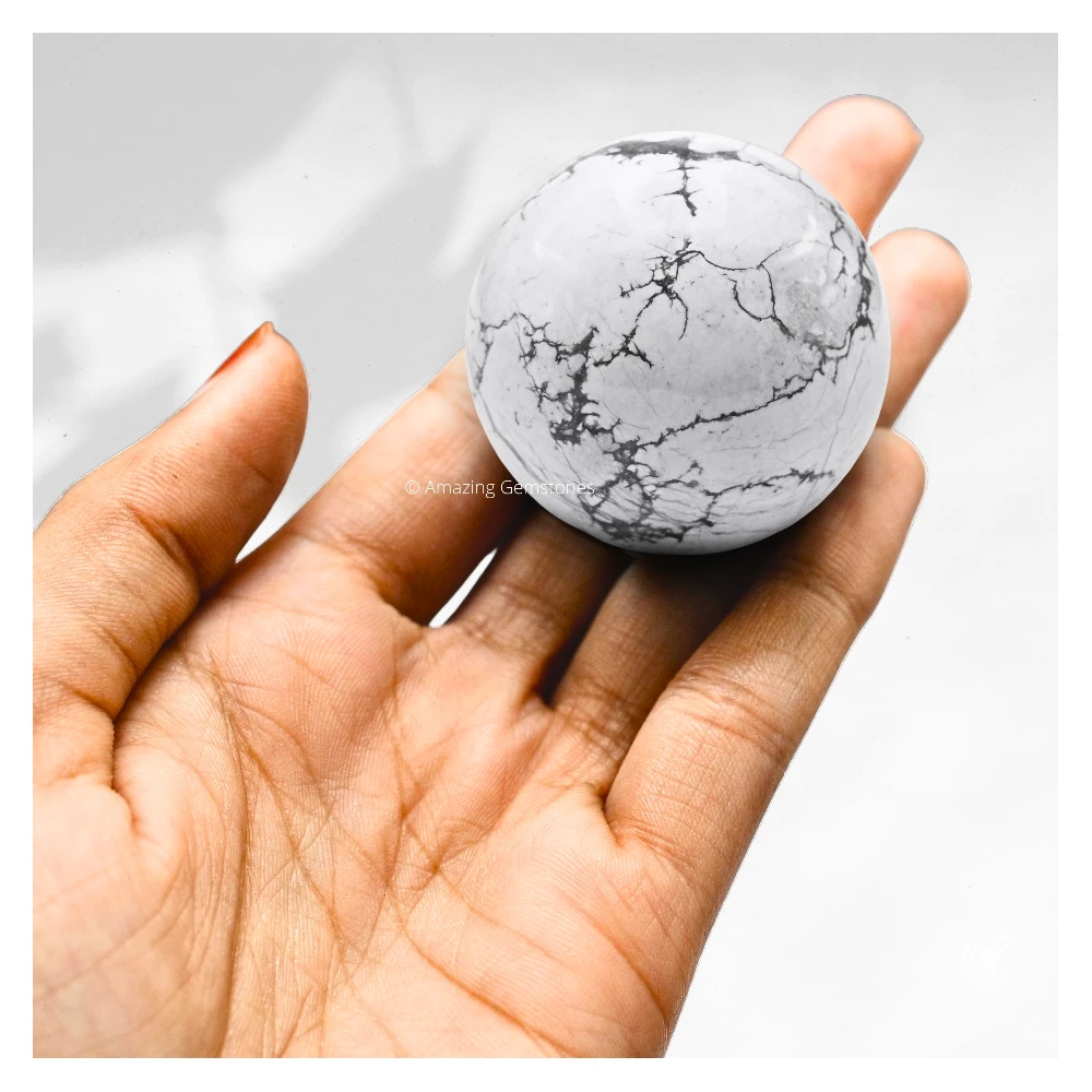 Howlite Sphere (1.5 Inch)