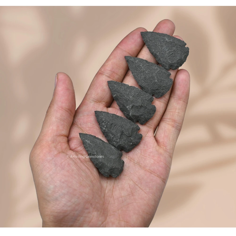 Black Agate Crystal Arrowhead - 1" to 1.5" (5 Pieces)