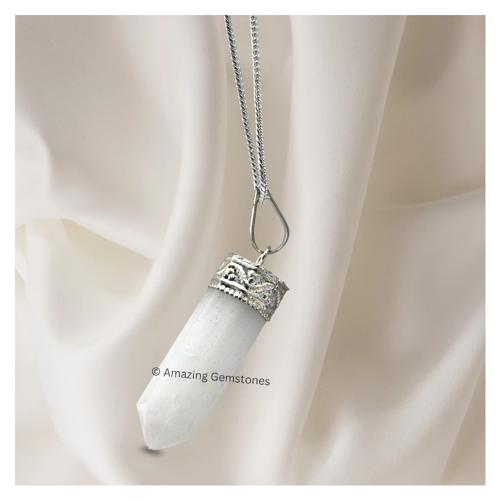 Snow White Quartz Necklace - Pencil Point (Silver)